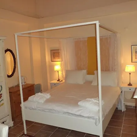 Konukevi The Muses House Boutique 4*